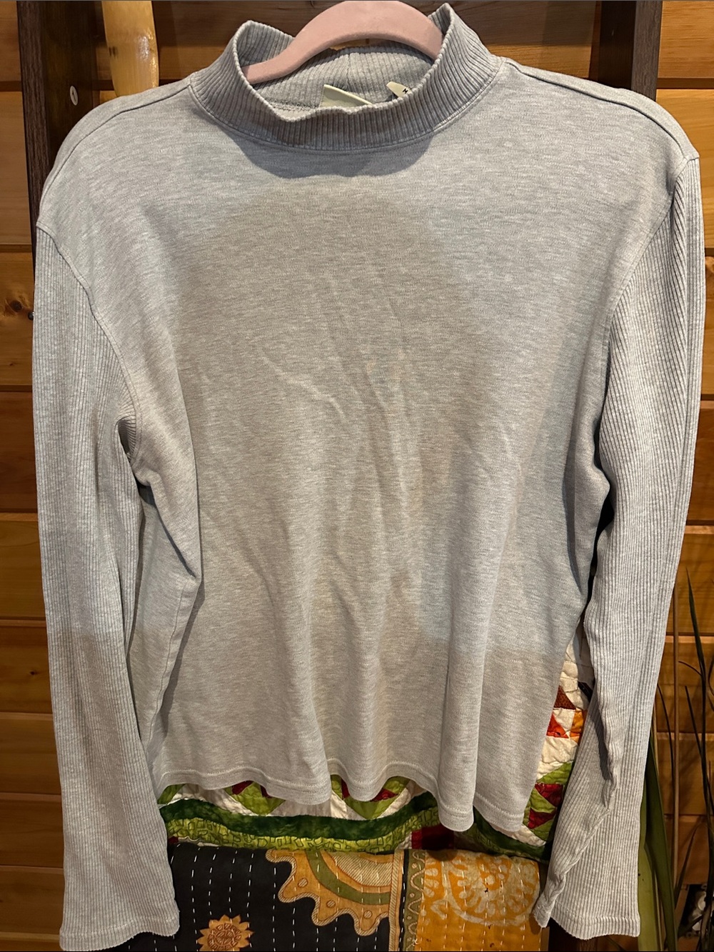 Eddie Bauer Light Gray Mock Neck Long Sleeve Top 100% cotton